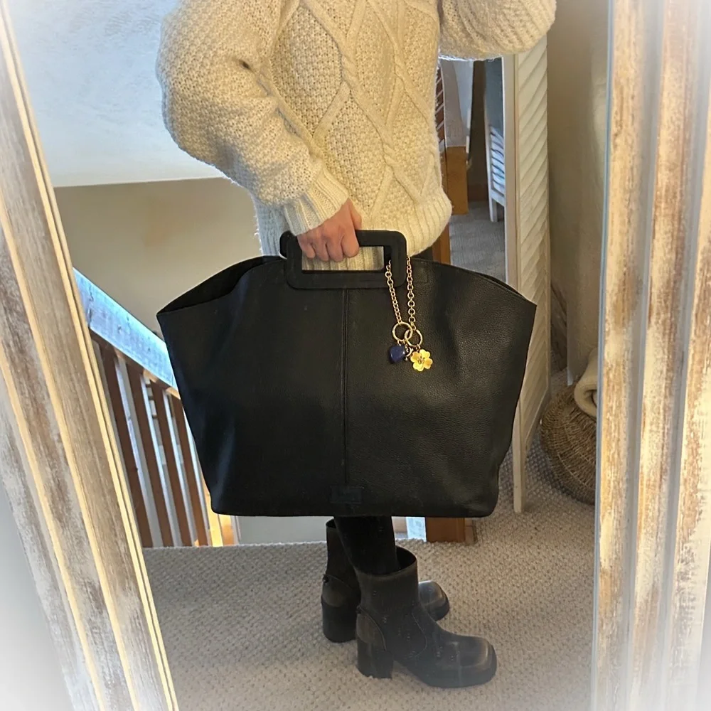 🌟 NWT | STAUD Grande Tote | Black - Picture 15 of 16